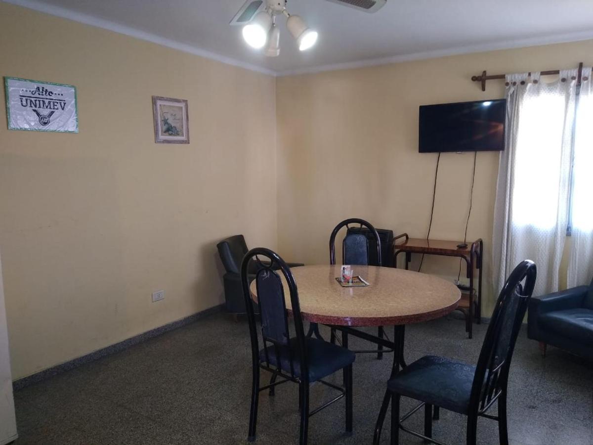 Alto Unimev Apartment Мендоса Екстериор снимка